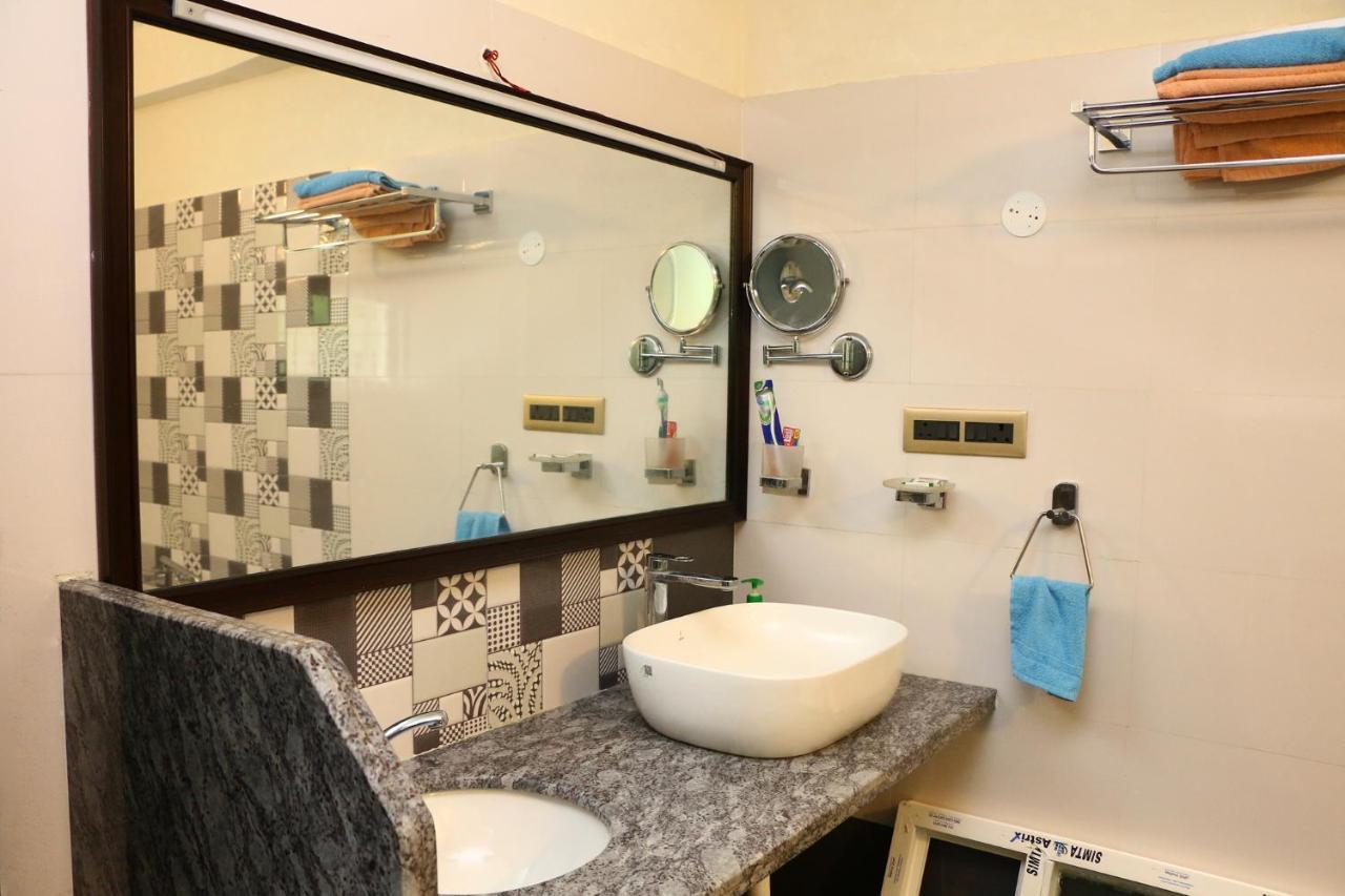 Penthouse 2Bhk With Bathtub And Terrace Villa Puducherry Buitenkant foto